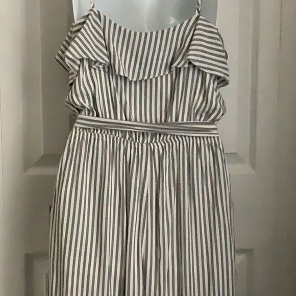 COTTON BLEU “THE FLORENCE” JUMPSUIT IN GREY/WHITE STRIPES SIZE MEDIUM NWT - Picture 11 of 16